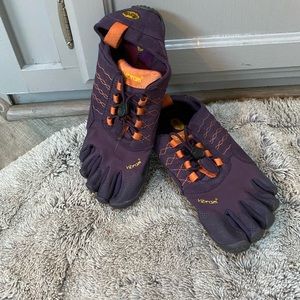 Vibram five finger hiking shoes